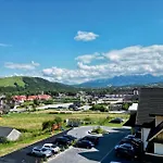 Askana - Blisko Stoku, Basen, Parking Отель типа 