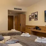 Nocleg ze śniadaniem Askana - Blisko Stoku, Basen, Parking 3*