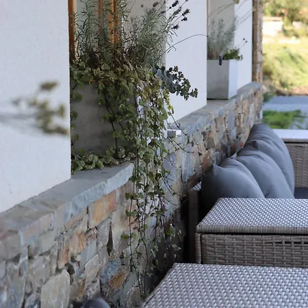 Askana Bed & Breakfast 3*