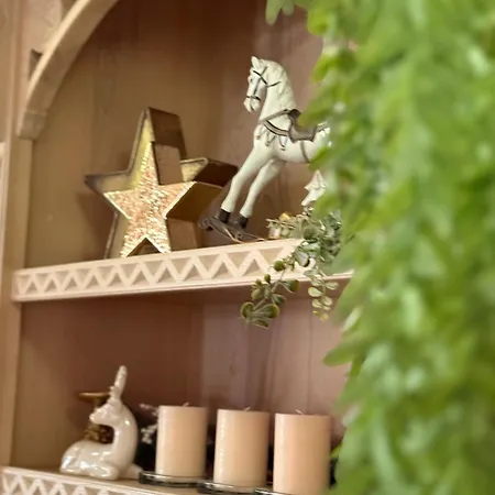 Couette-café Askana 3*