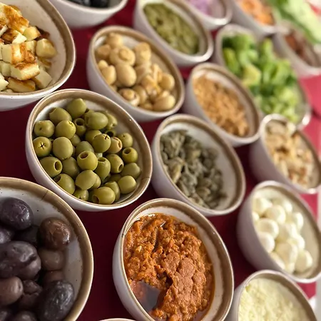 Askana Couette-café 3*