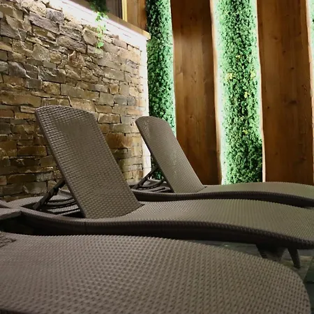 Bed & Breakfast Askana - Basen, Sauny, Jacuzzi Białka