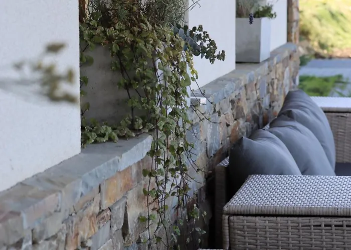 Askana - Blisko Stoku, Basen, Parking Bed & Breakfast 3*