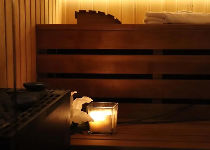 Askana - Blisko Stoku, Basen, Parking Bed & Breakfast 3*